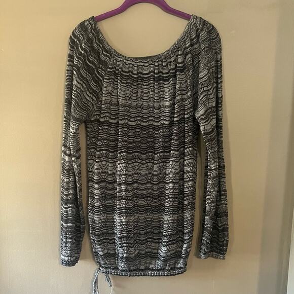 Maurices Black White Wavy Stripe Print Light Knit Sweater Tunic Top, Medium - Picture 7 of 10